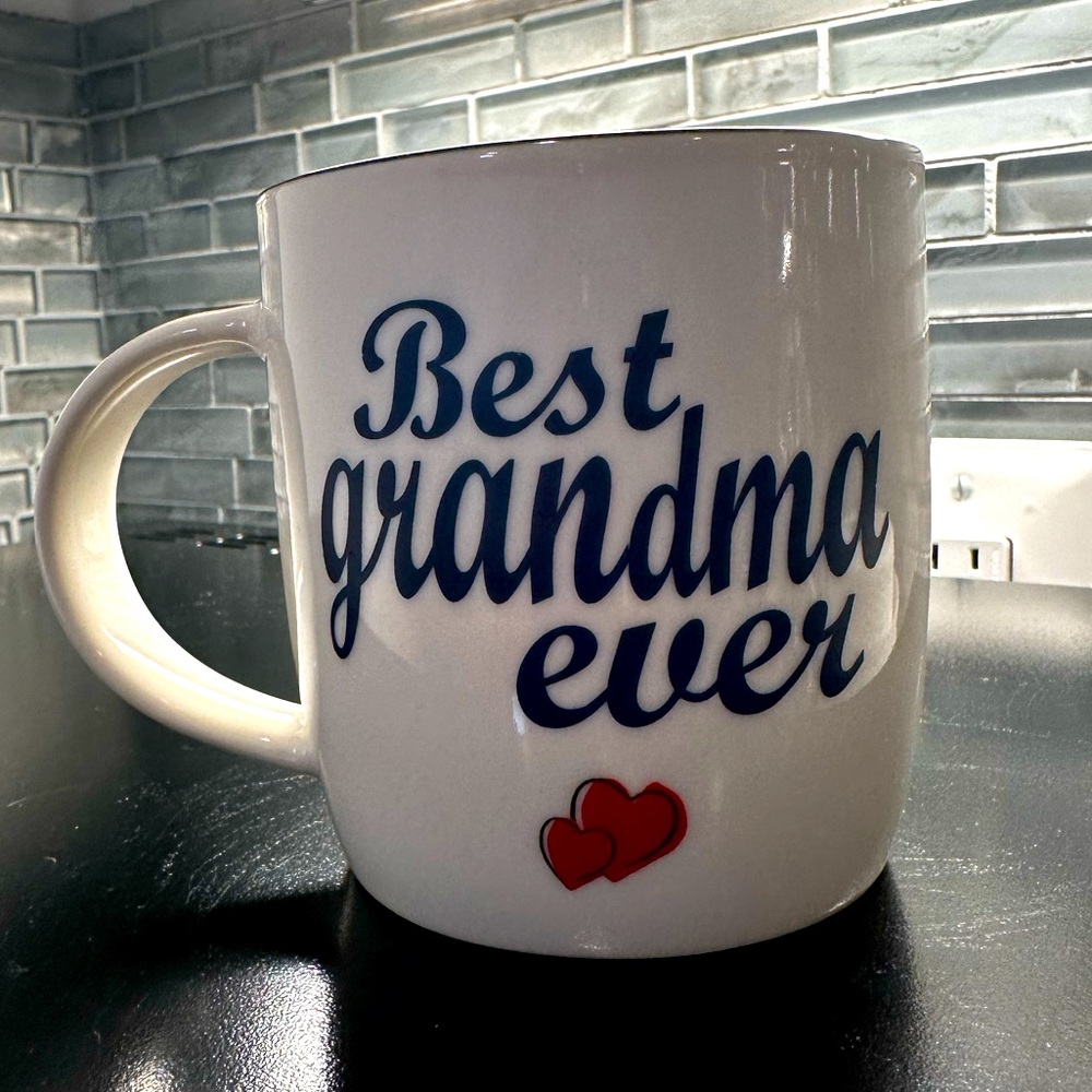 Best Grandma Ever Mug - Picture 2 of 4